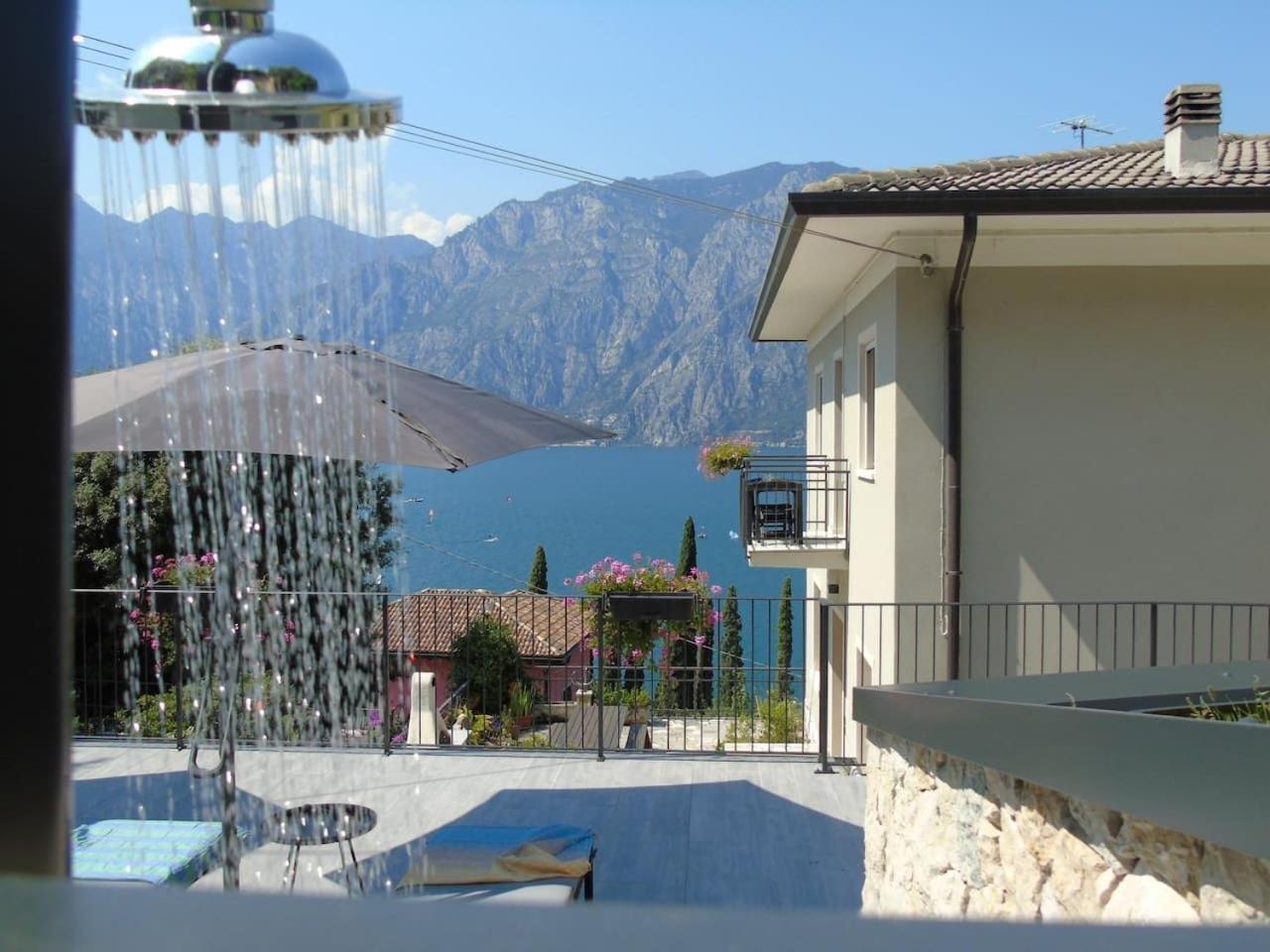 Finestra Sul Lago Malcesine Apt Riva Exterior foto